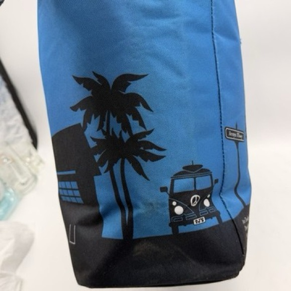 NWT TRADER JOE’S Blue Insulated Tote Bag w/Sturdy Handles and Zipper Top - Picture 6 of 11